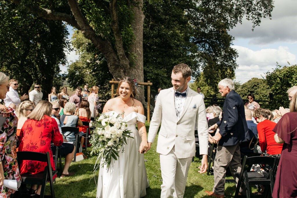 The red Barn wedding ceremony