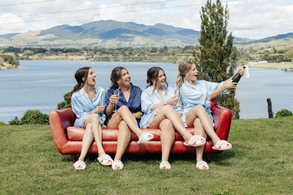 bridal party getting ready