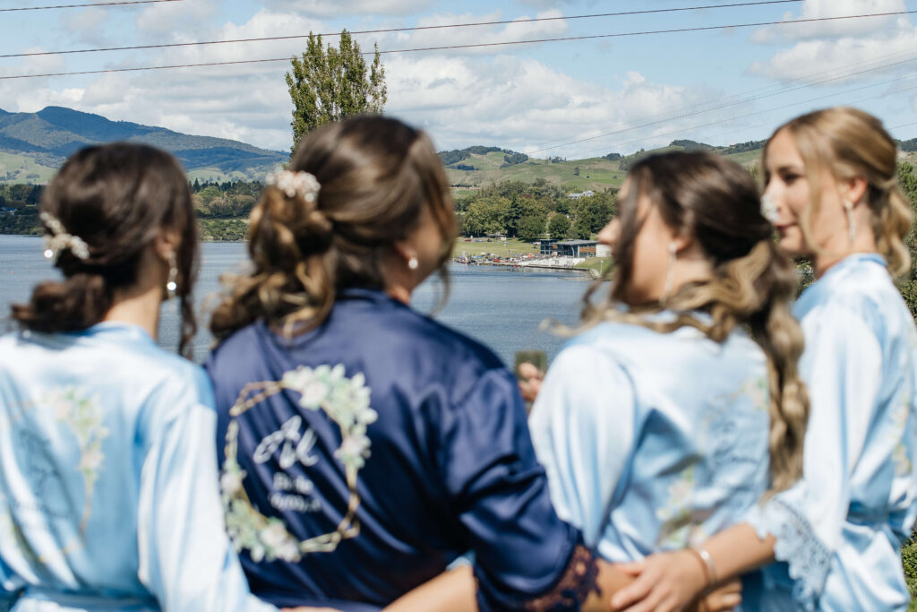 bridal party getting ready