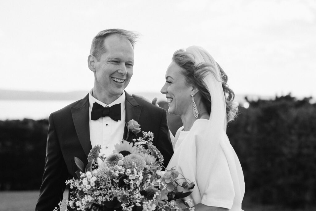 Just married couple at Mudbrick Lodge on Waiheke Island