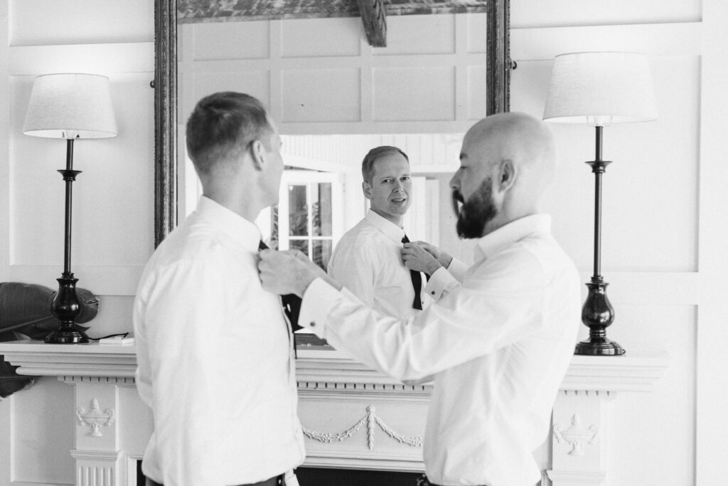 How to fix a tie?
