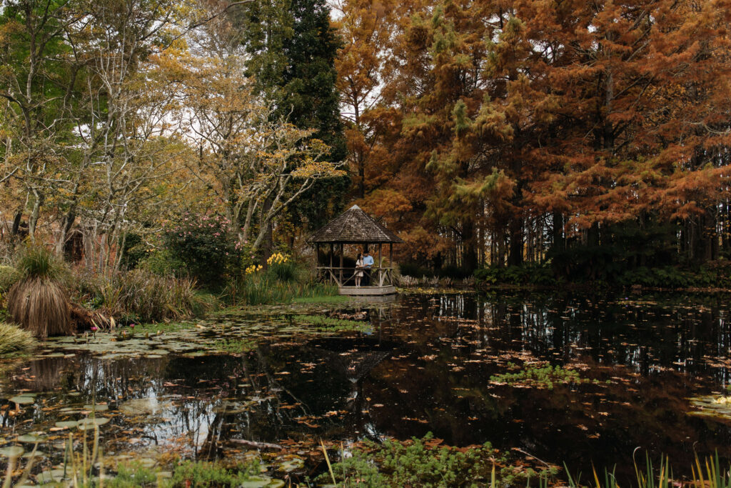 Engagement photography at Ayrlies Garden lakeside