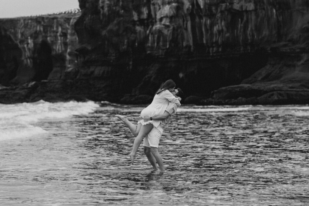 Auckland West Coast romantic photo shoot location
