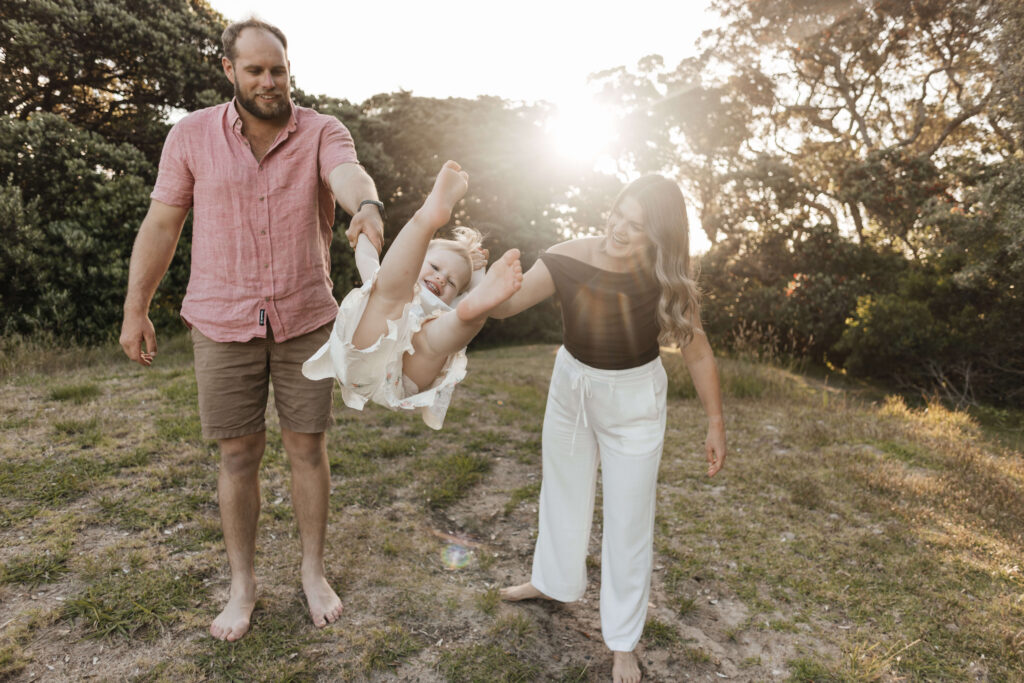 Family photo session in Whangamata